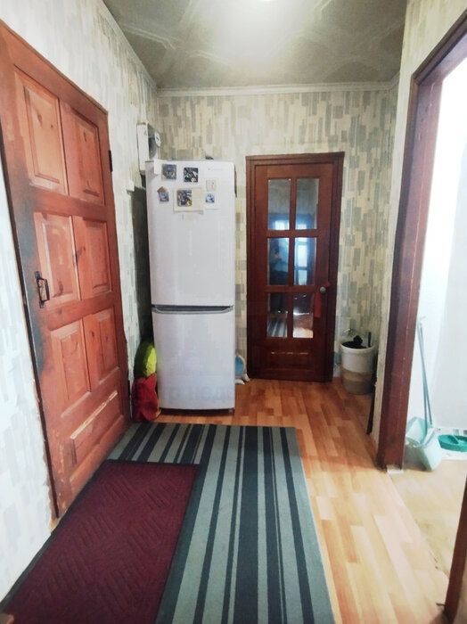 п. Изумруд, ул. Садовая, 5-я,18 (городской округ Малышевский) - фото квартиры (3)