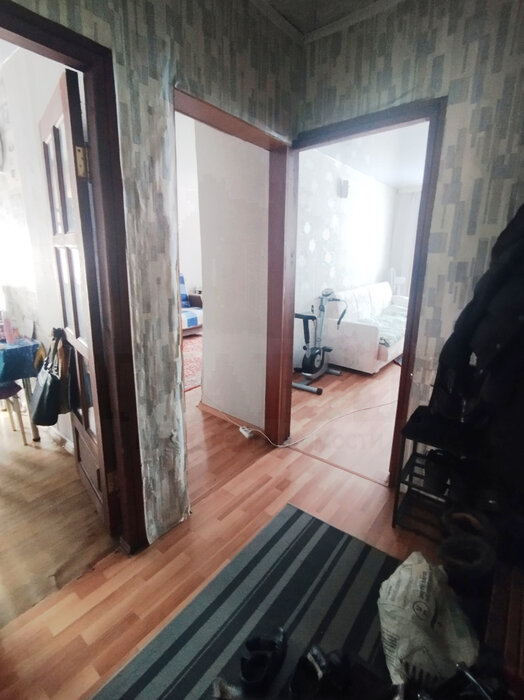 п. Изумруд, ул. Садовая, 5-я,18 (городской округ Малышевский) - фото квартиры (4)