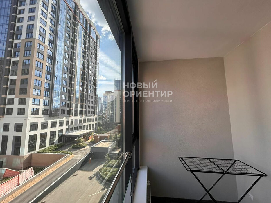 Екатеринбург, ул. Олимпийская, 9/2 (Центр) - фото квартиры (8)