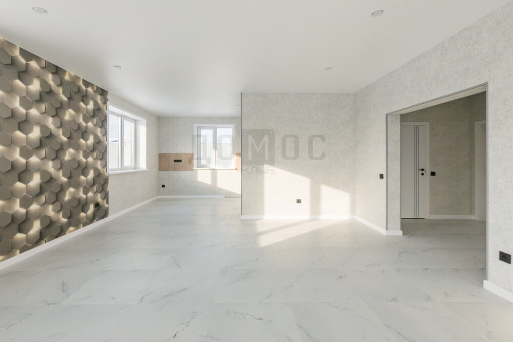 д. Гусева, ул. Петровская, 13 (городской округ Белоярский) - фото дома (4)