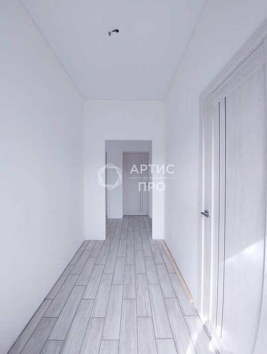 п. Бобровский, ул. Комсомольская, 15 (городской округ Сысертский) - фото дома (5)