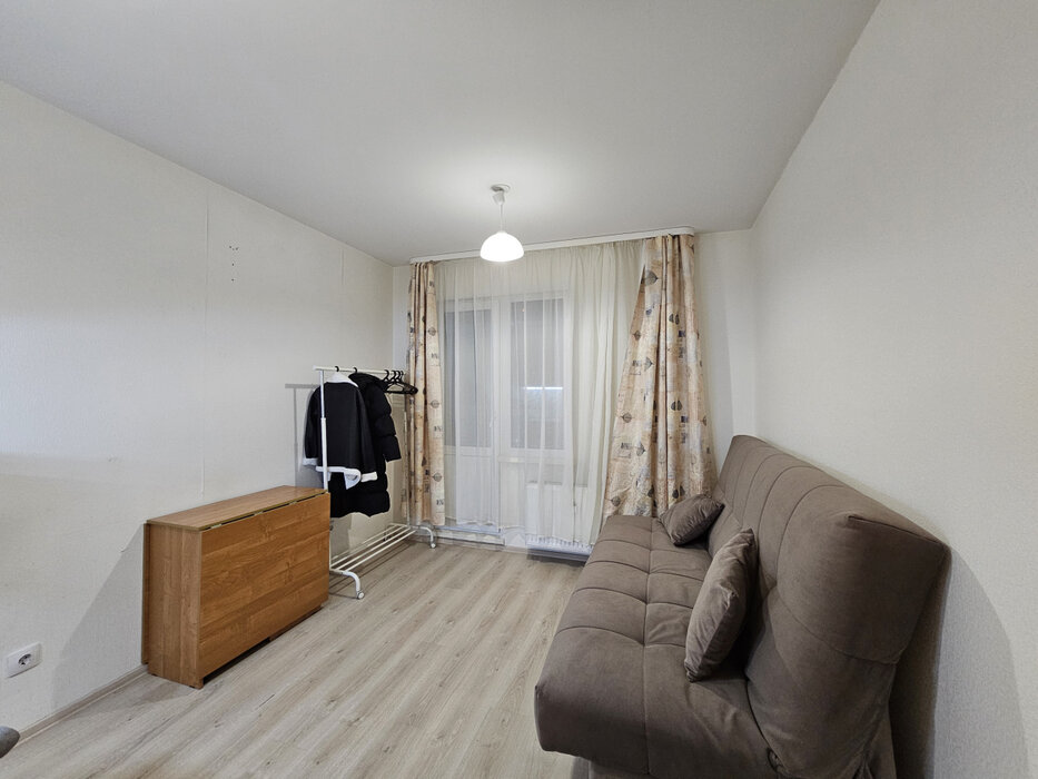 Екатеринбург, ул. Латвийская, 56/3 (Компрессорный) - фото квартиры (4)