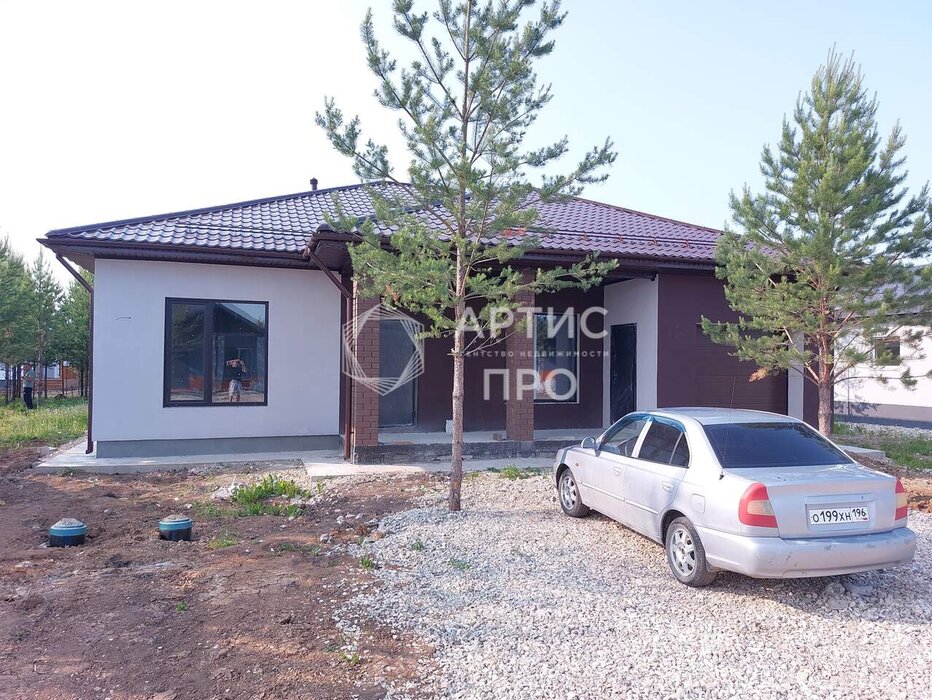 к.п. Зеленые кварталы, ул. Лебедева, 7 (городской округ Белоярский, п. Рассоха) - фото дома (1)