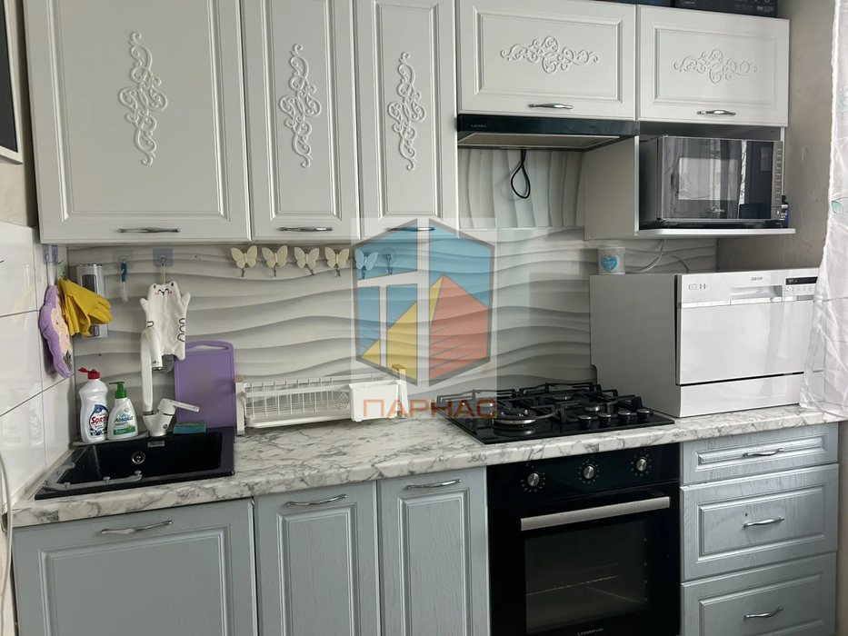 г. Краснотурьинск, ул. Базстроевская, 16 (городской округ Краснотурьинск) - фото квартиры (7)