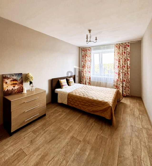 Екатеринбург, ул. Волчанский, 11 (Лечебный) - фото квартиры (1)