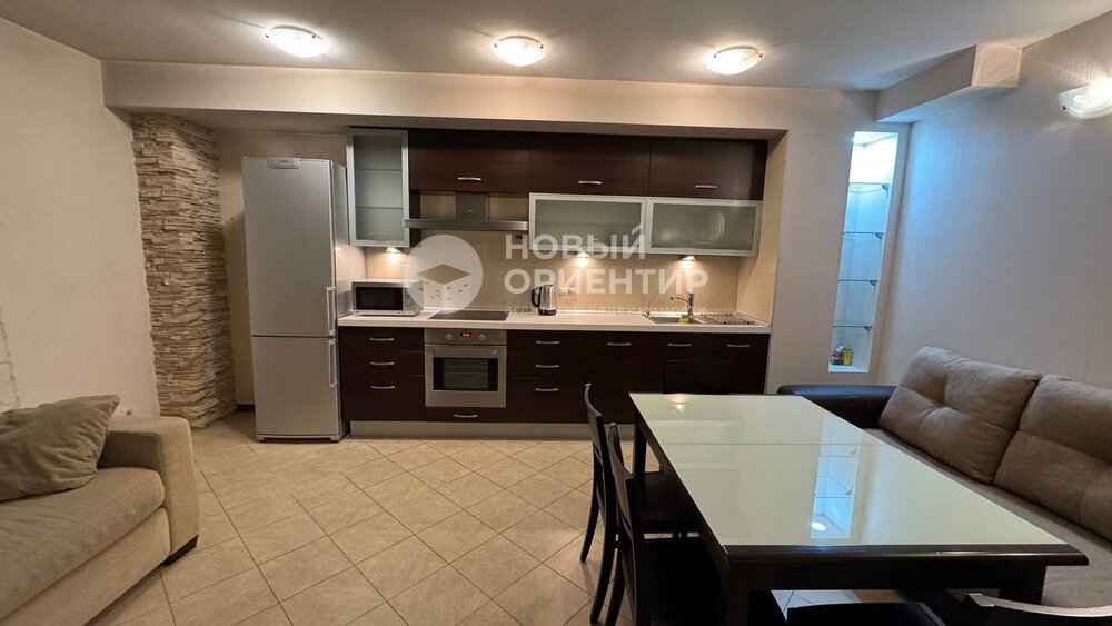 Екатеринбург, ул. Хохрякова, 74 (Центр) - фото квартиры (3)