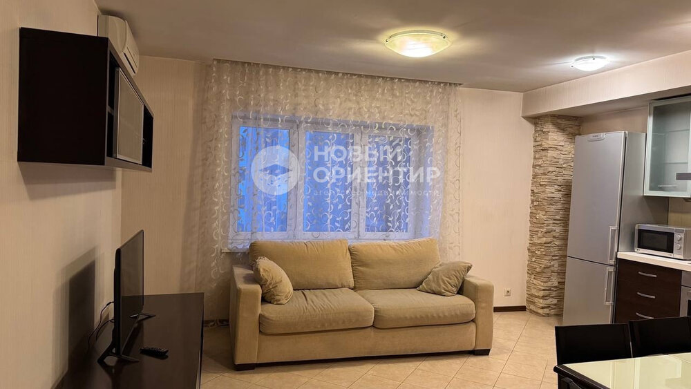 Екатеринбург, ул. Хохрякова, 74 (Центр) - фото квартиры (6)