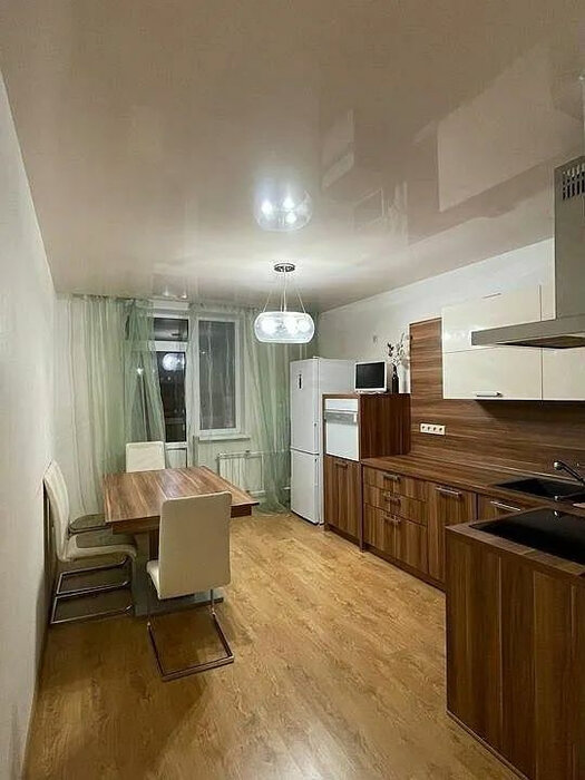 Екатеринбург, ул. Краснолесья, 26 (УНЦ) - фото квартиры (1)