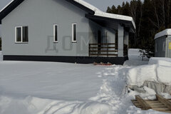 п. Прохладный, ул. Ягодная, 12 (городской округ Белоярский) - фото коттеджа