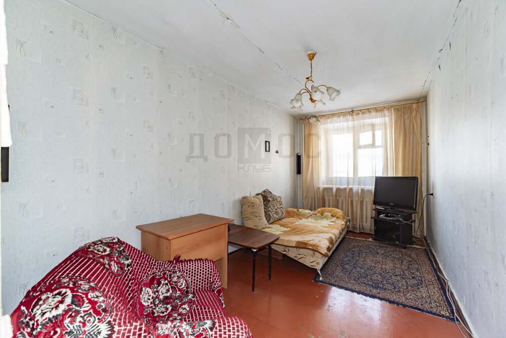 Екатеринбург, ул. Хрустальная, 37 (Синие Камни) - фото квартиры (1)