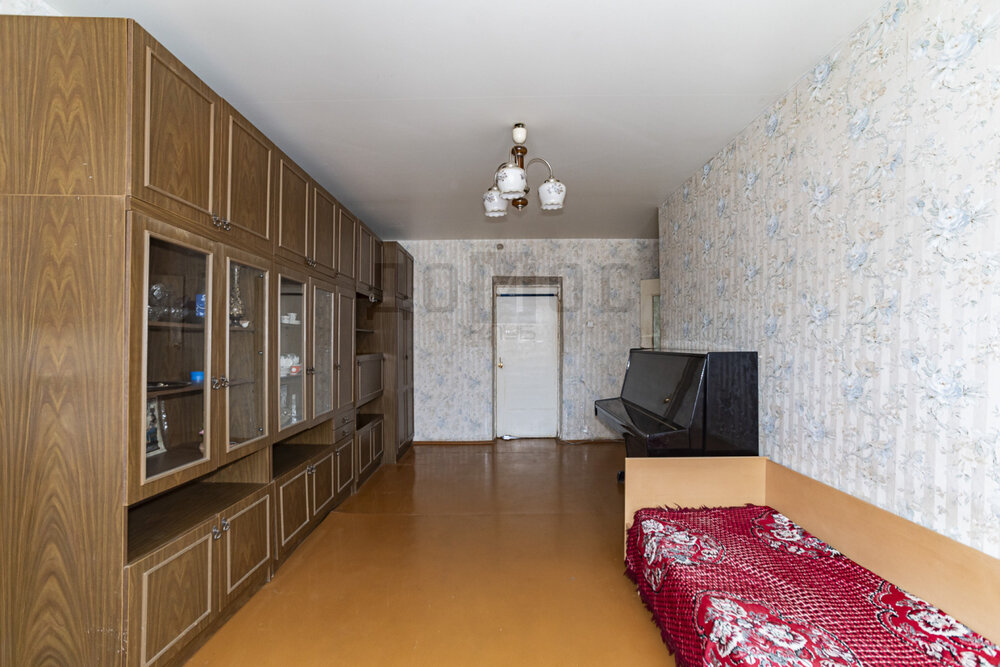 Екатеринбург, ул. Хрустальная, 37 (Синие Камни) - фото квартиры (8)