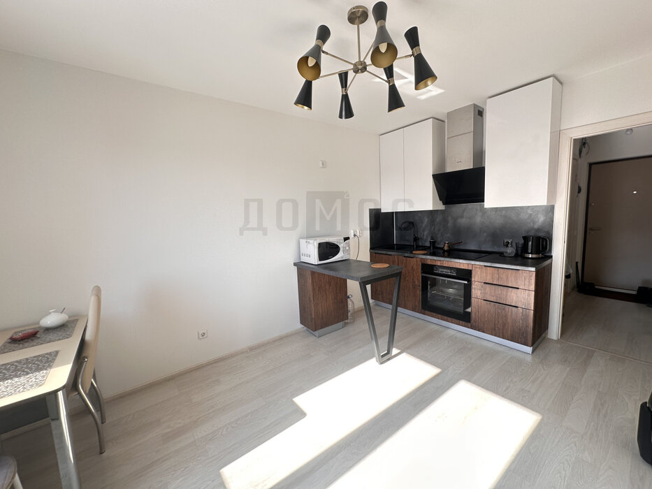 Екатеринбург, ул. Латвийская, 56 (Компрессорный) - фото квартиры (4)