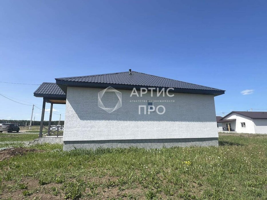 п. Прохладный, ул. Лиственная, 18 (городской округ Белоярский) - фото дома (7)