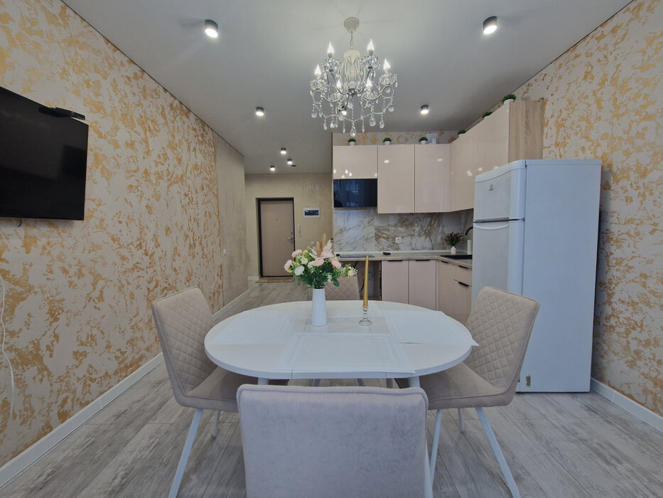 Екатеринбург, ул. Краснолесья, 96 (Академический) - фото квартиры (1)