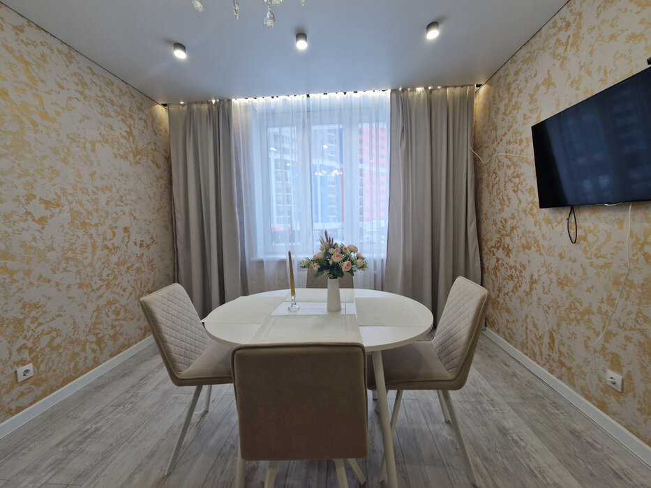 Екатеринбург, ул. Краснолесья, 96 (Академический) - фото квартиры (2)