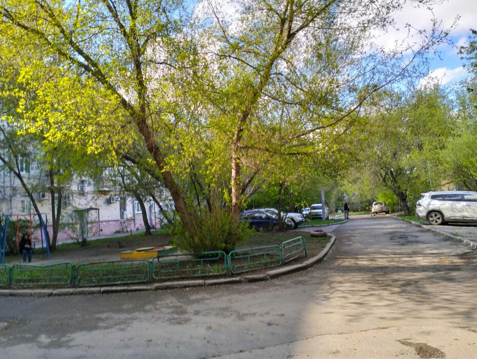 Екатеринбург, ул. 8 Марта, 123 (Автовокзал) - фото квартиры (2)