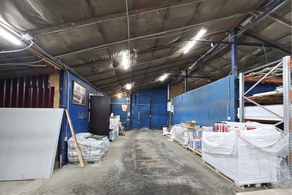 Екатеринбург, ул. Космонавтов, 243 (Эльмаш) - фото склада (2)