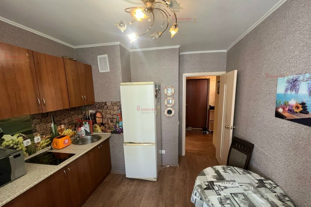 Екатеринбург, ул. Старых Большевиков, 3/в (Эльмаш) - фото квартиры (7)