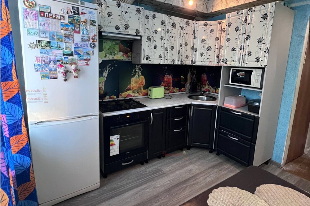 п. Большой Исток, ул. Октябрьская, 33 (городской округ Сысертский) - фото квартиры (3)