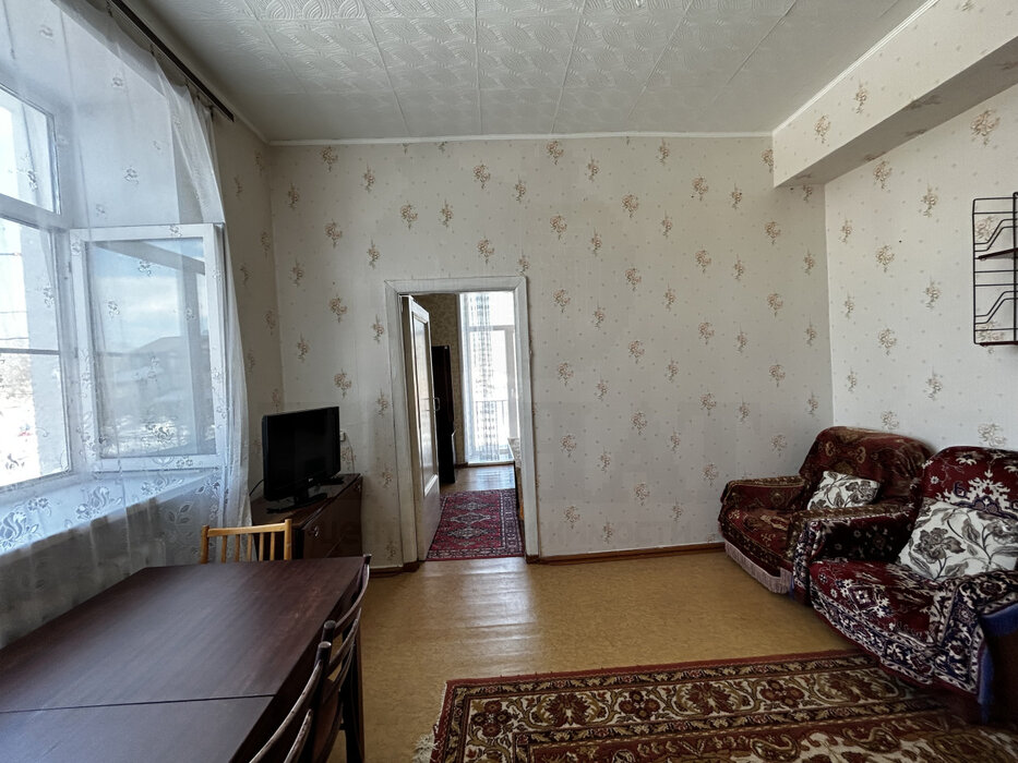 поселок городского типа Малышева, ул. Советская, 2 (городской округ Малышевский) - фото квартиры (3)