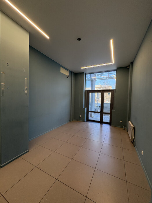 Екатеринбург, ул. Фурманова, 103 (Автовокзал) - фото торговой площади (5)