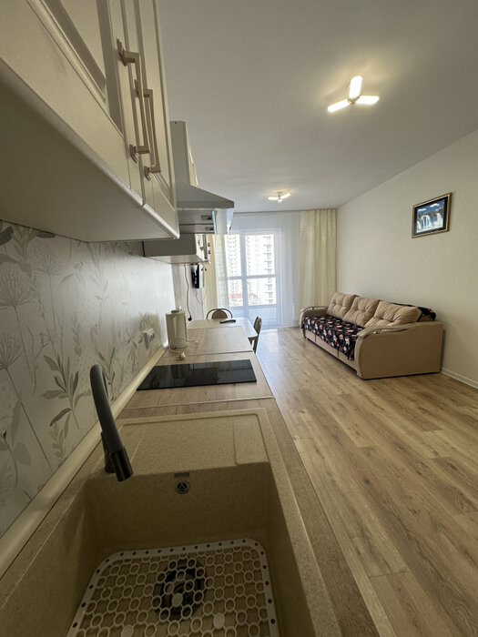 Екатеринбург, ул. Паригория Суетина, 3 (Птицефабрика) - фото квартиры (2)