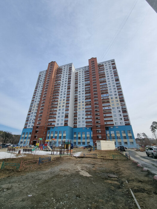 Екатеринбург, ул. Базовый, 50 (Автовокзал) - фото квартиры (1)