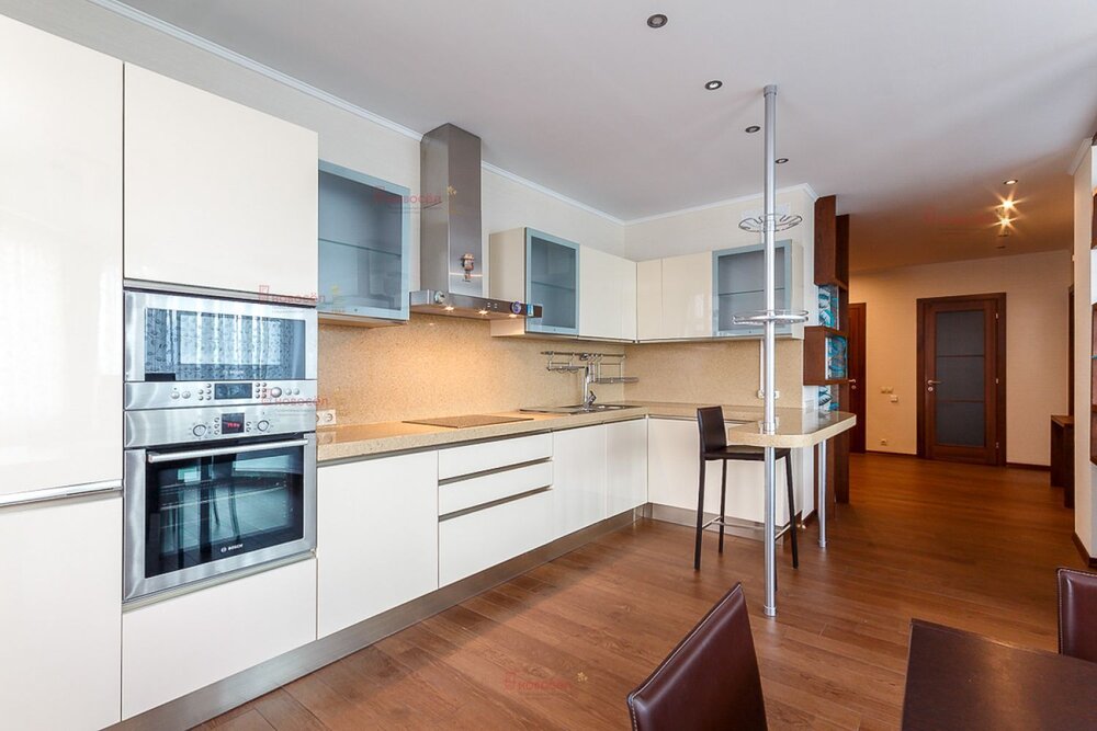 Екатеринбург, ул. Николая Никонова, 8 (Центр) - фото квартиры (5)