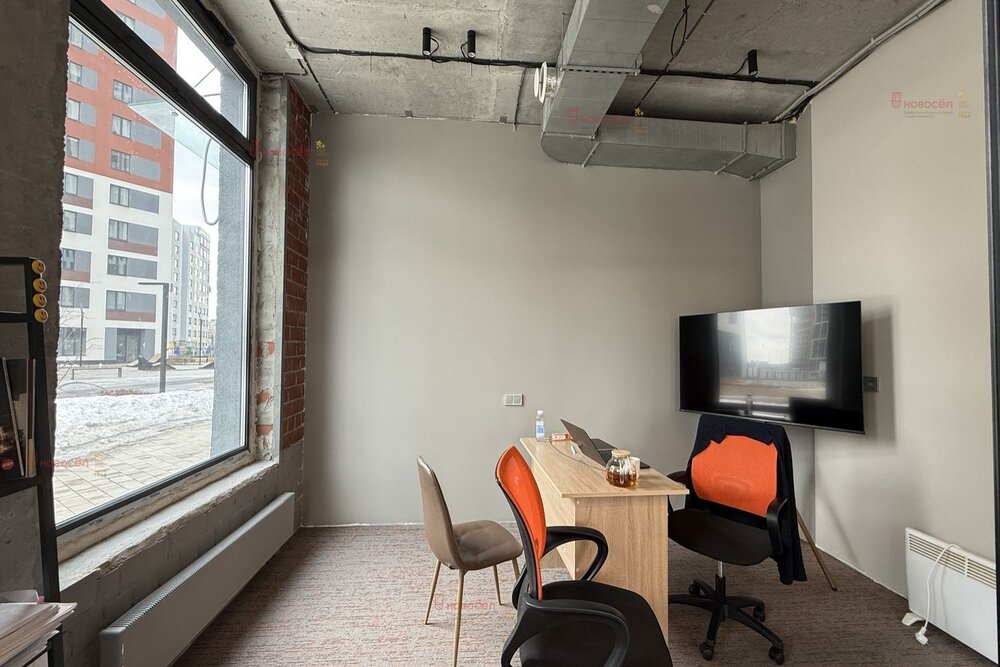 Екатеринбург, ул. Цвиллинга, 7а/3 (Автовокзал) - фото торговой площади (8)