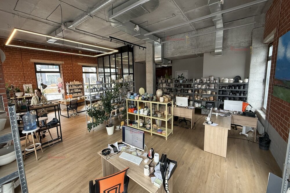 Екатеринбург, ул. Цвиллинга, 7а/3 (Автовокзал) - фото офисного помещения (1)