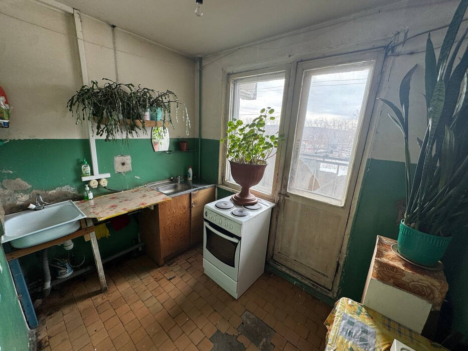 Екатеринбург, ул. 40-летия Комсомола, 32/1 (ЖБИ) - фото комнаты (3)