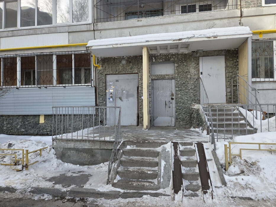 Екатеринбург, ул. Академика Бардина, 30 (Юго-Западный) - фото квартиры (2)