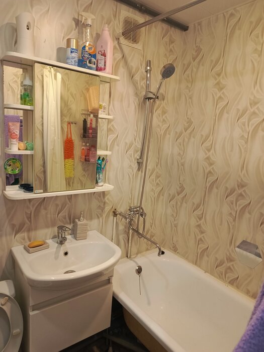 г. Каменск-Уральский, ул. Каменская, 52 (городской округ Каменский) - фото квартиры (5)