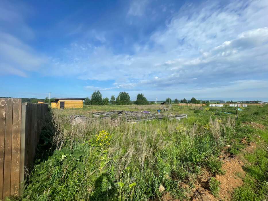 д. Ключи (г.о. Белоярский), ул. Центральная, 15 (городской округ Белоярский) - фото земельного участка (5)