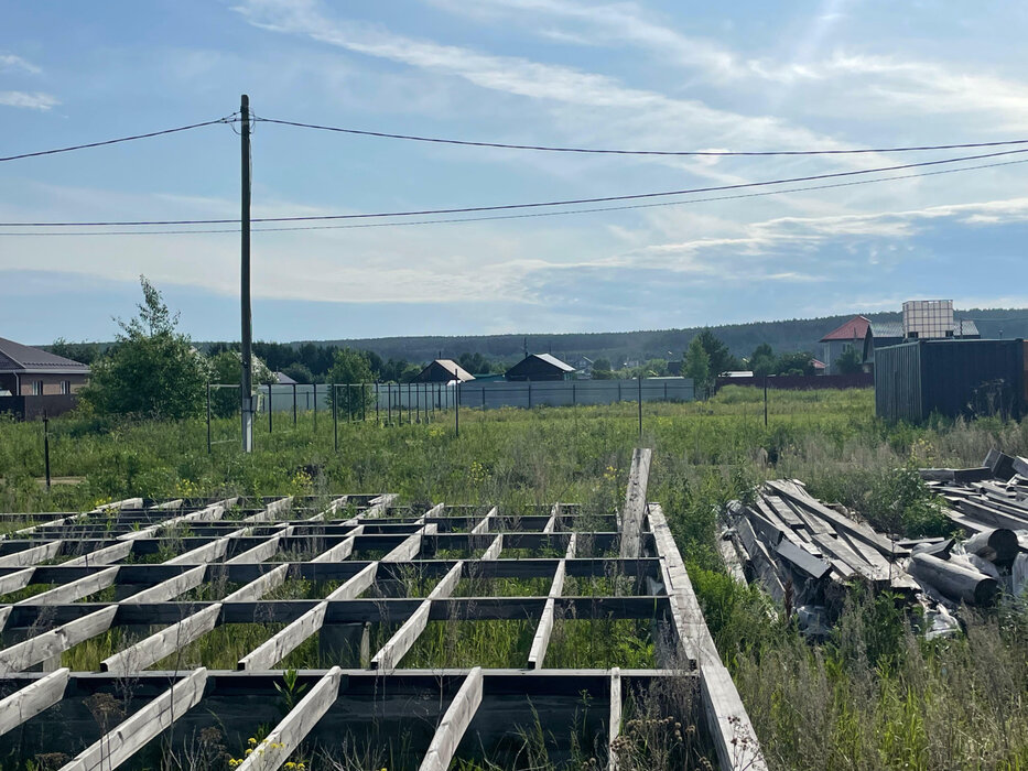 д. Ключи (г.о. Белоярский), ул. Центральная, 15 (городской округ Белоярский) - фото земельного участка (8)