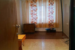 г. Асбест, ул. Челюскинцев, 15 (городской округ Асбестовский) - фото комнаты