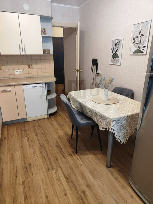 Екатеринбург, ул. Красных командиров, 25 (Эльмаш) - фото квартиры (2)