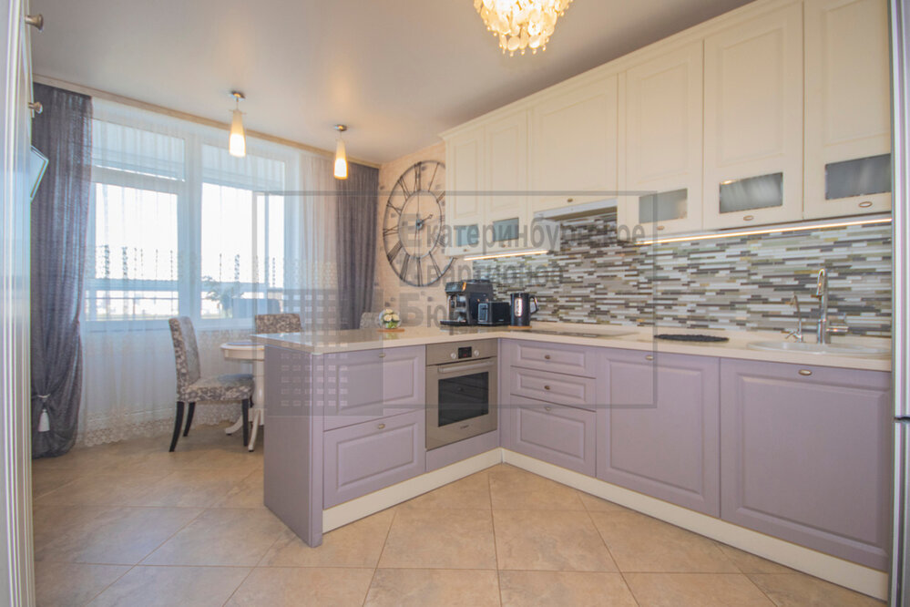 Екатеринбург, ул. Чкалова, 231 (УНЦ) - фото квартиры (1)