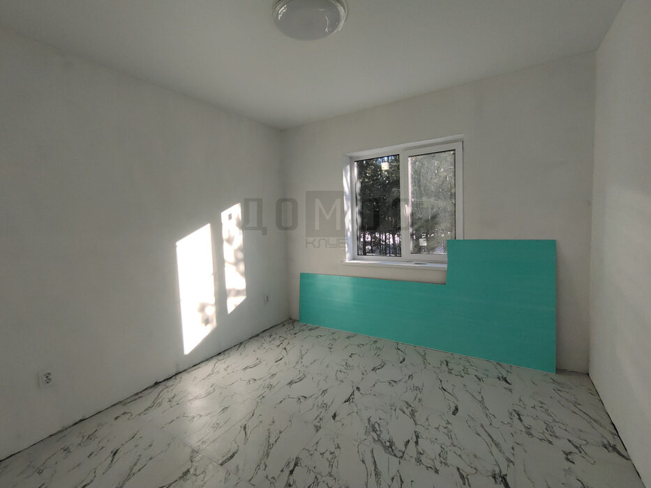 п. Прохладный, ул. Волгоградская,   (городской округ Белоярский) - фото дома (7)