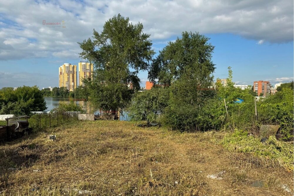 Екатеринбург, ул. Краснопрудная, 15 - фото земельного участка (6)