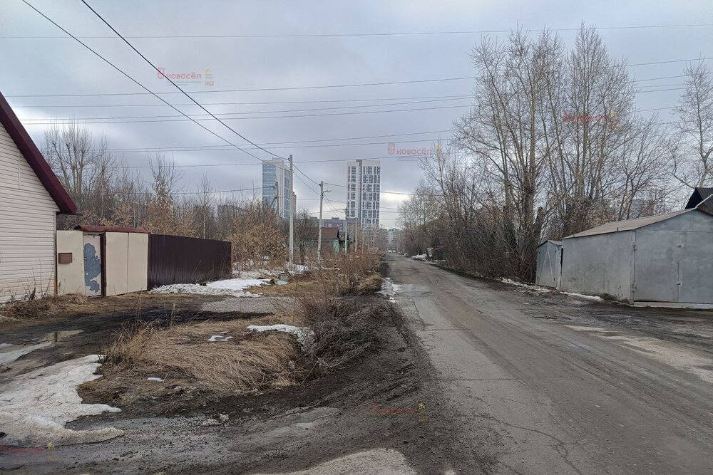 Екатеринбург, ул. Рабочих, 12В (ВИЗ) - фото земельного участка (3)