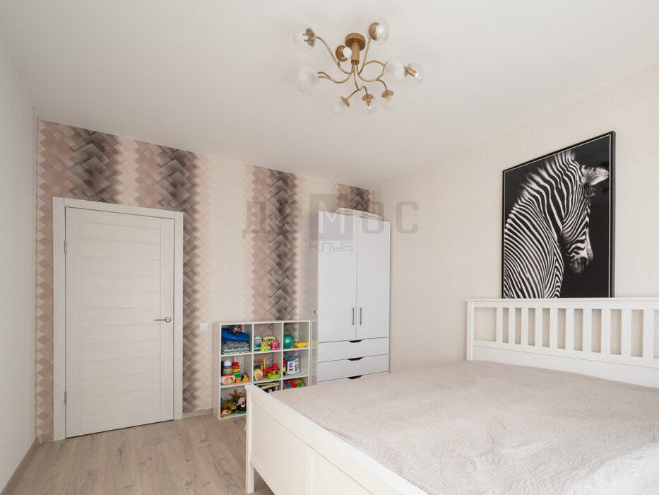 Екатеринбург, ул. Космонавтов, 108г (Эльмаш) - фото квартиры (7)