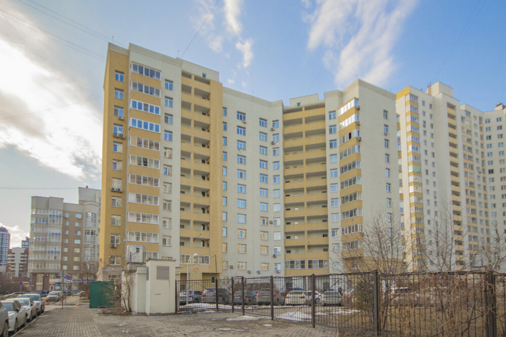 Екатеринбург, ул. Сурикова, 53 (Автовокзал) - фото квартиры (1)