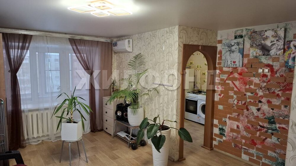 г. Верхняя Салда, ул. Калинина, 3 (городской округ Верхнесалдинский) - фото квартиры (3)