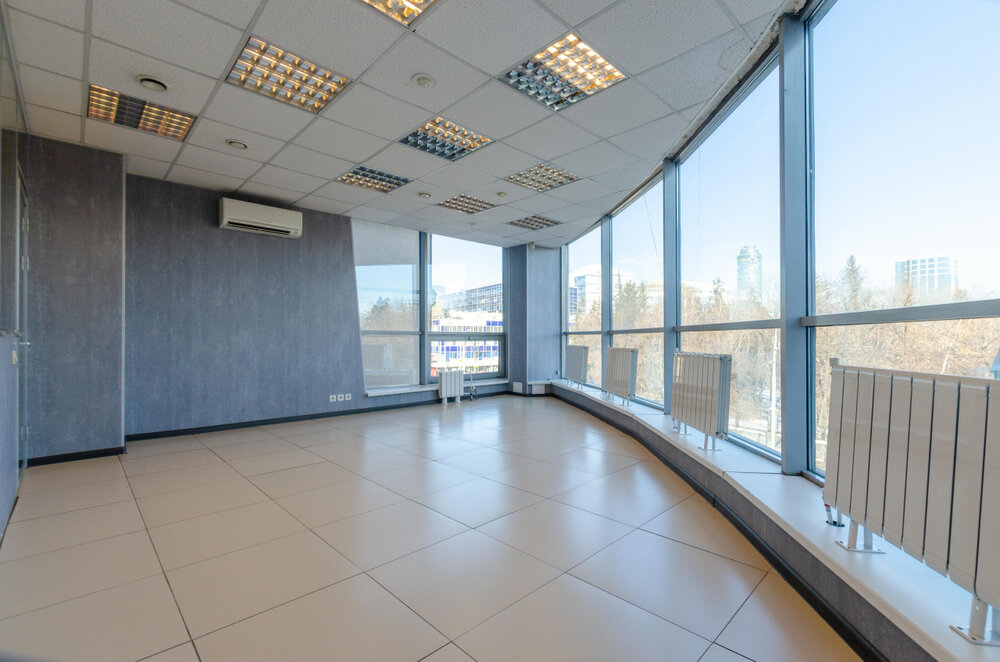 Екатеринбург, ул. 8 Марта, 32А (Центр) - фото офисного помещения (7)