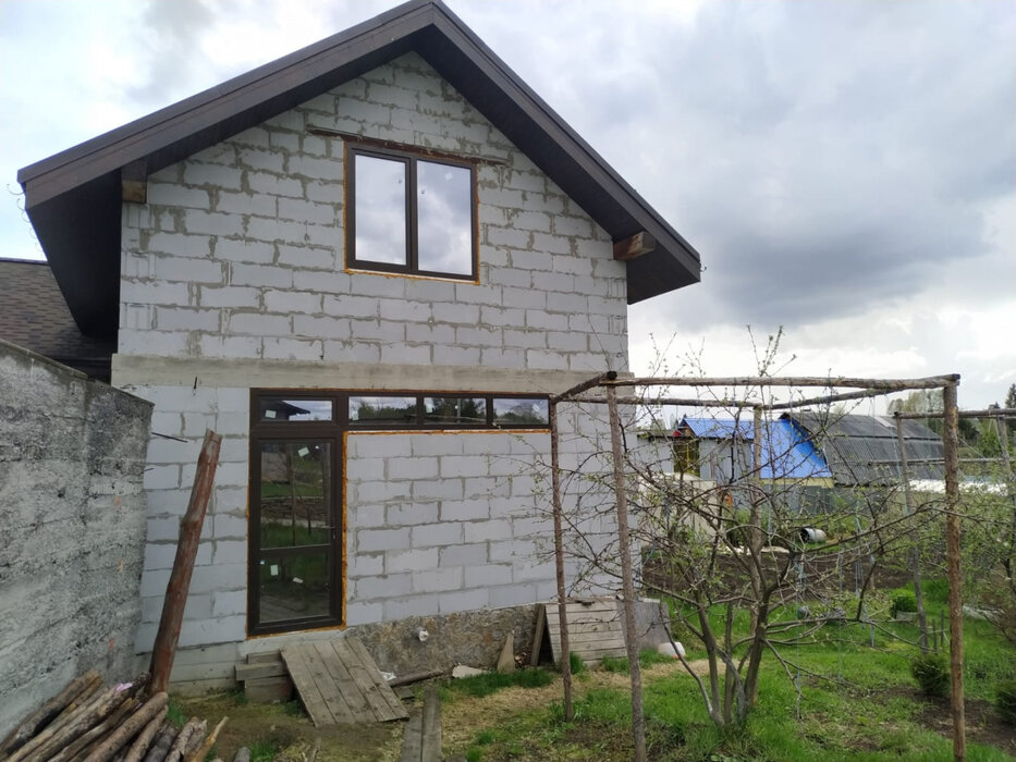 п. Ключевск, ул. Заводская, 37/3 (городской округ Березовский) - фото дома (4)