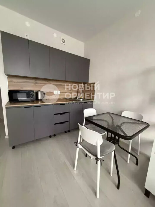 Екатеринбург, ул. Очеретина, 16 (Академический) - фото квартиры (1)