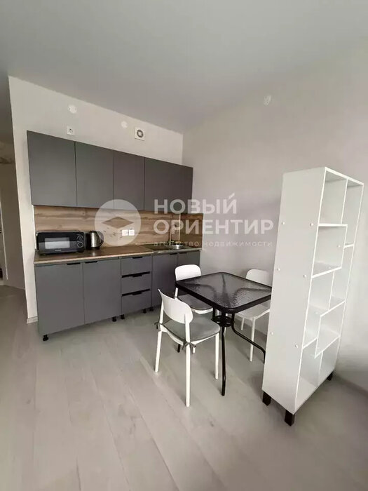 Екатеринбург, ул. Очеретина, 16 (Академический) - фото квартиры (2)