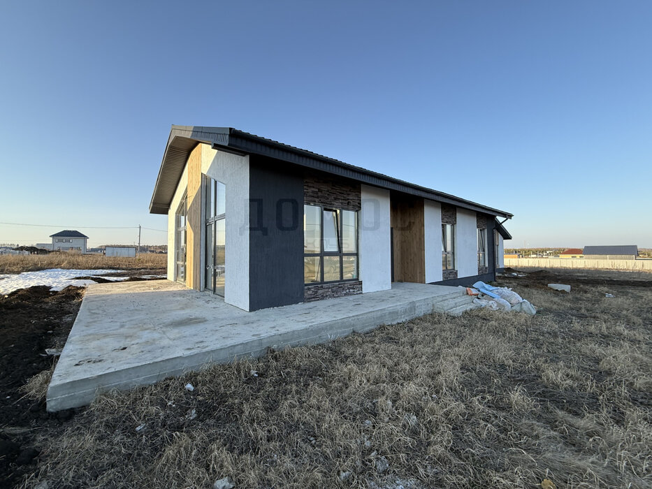 с. Косулино, ул. Уральская, 10 (городской округ Белоярский) - фото коттеджа (1)