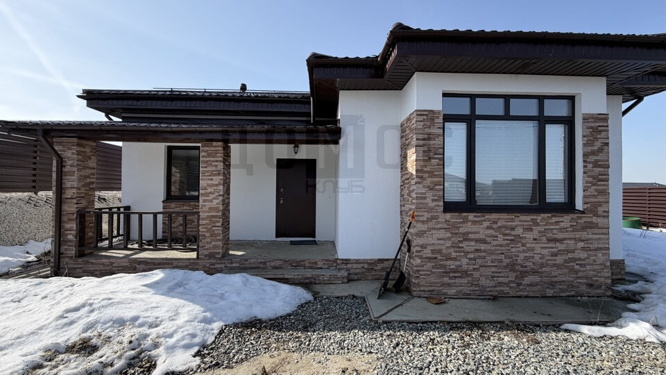 д. Малое Седельниково, ул. Ягодная, 18 (городской округ Сысертский) - фото дома (2)